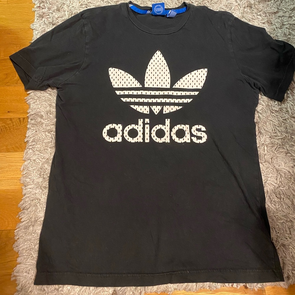 Black and white adidas trefoil tee shirt